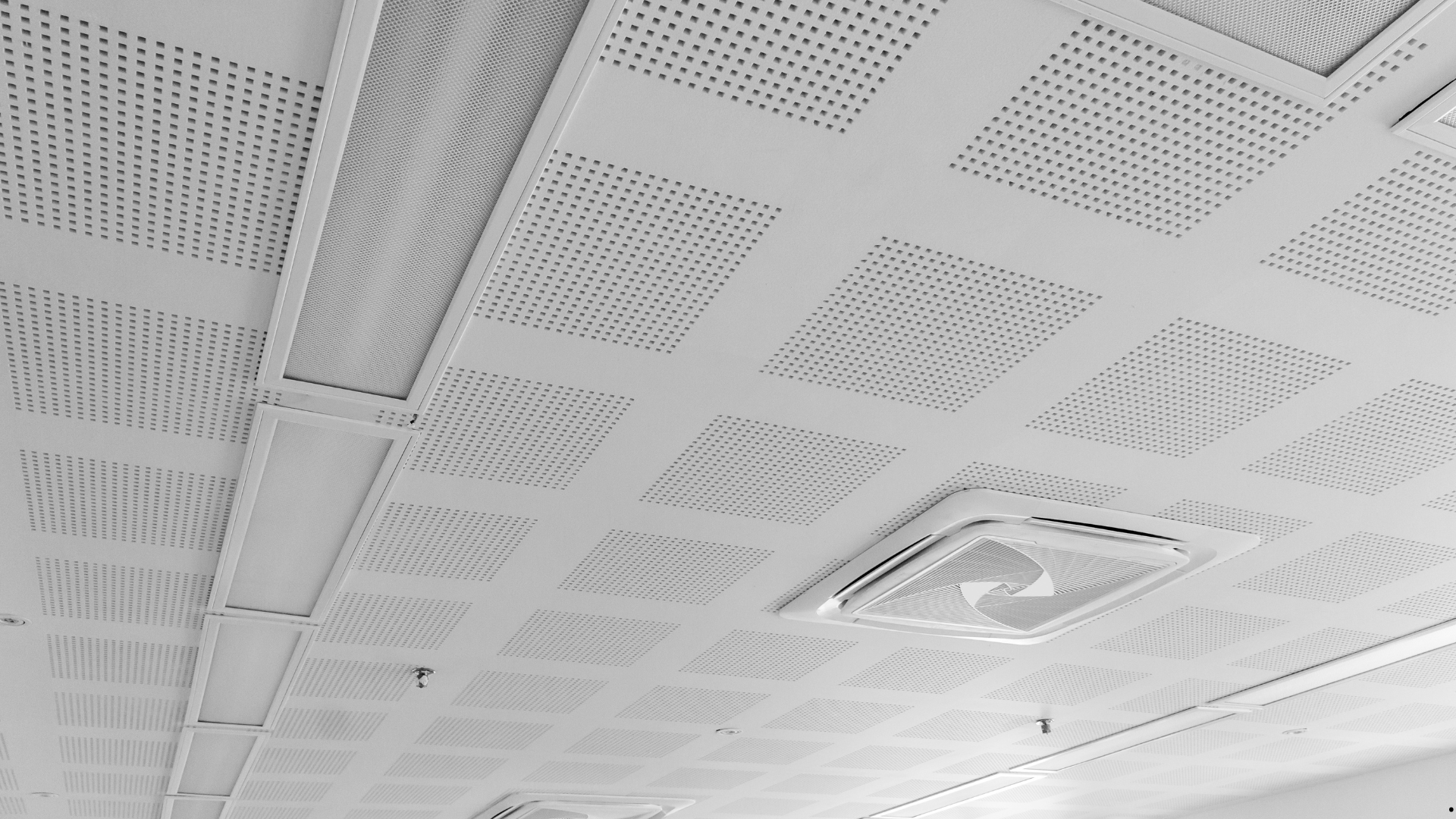 Trần tiêu âm trong công trình chuyên nghiệp