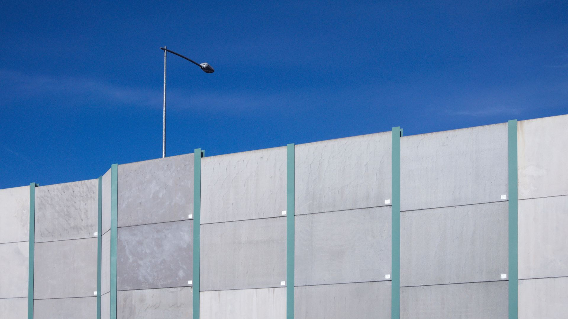 Tích hợp giải pháp âm học vào kỹ thuật xây dựng hiện đại